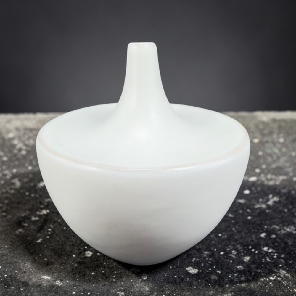HomArt White Ceramic‎ Bud Vase Modern Minimalist Teardrop Design Matte Vessel